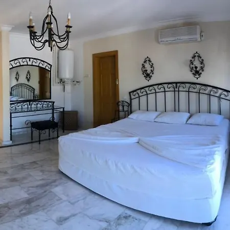 Bodrum Torba 4 Bedrooms Private Pool Luxury Villa